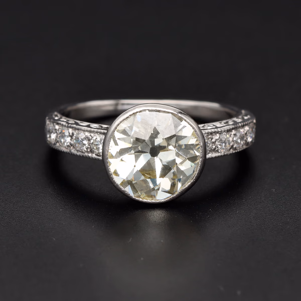 Art Deco Antique Platinum Diamond Solitaire Ring