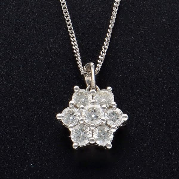 18ct White Gold Diamond Pendant