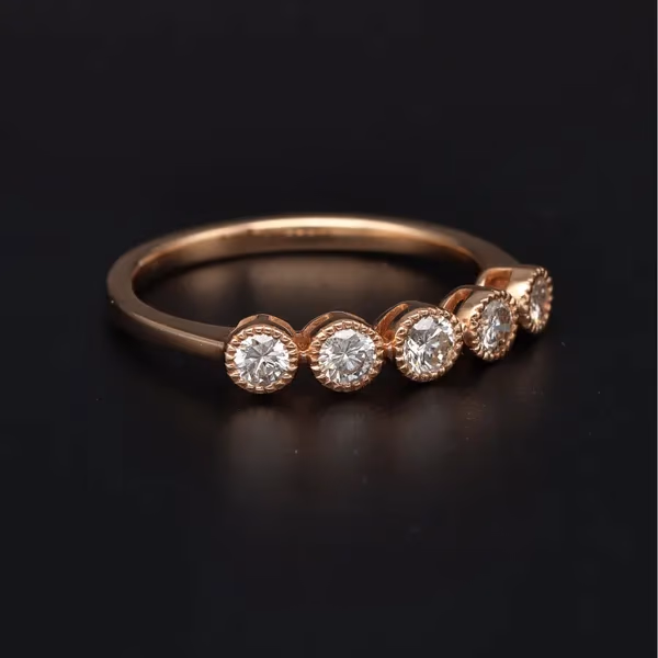 18ct Yellow Gold 5 Stone Diamond