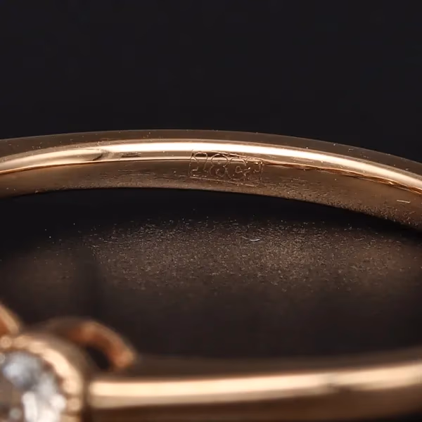 18ct Yellow Gold 5 Stone Diamond