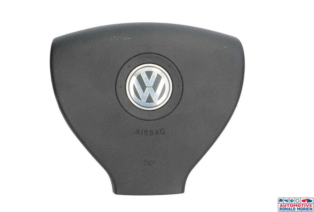Używane Poduszka powietrzna lewa (kierownica) Volkswagen Golf V Variant (1K5) 1.9 TDI Cena € 49,00 Procedura marży oferowane przez Automaterialen Ronald Morien B.V.