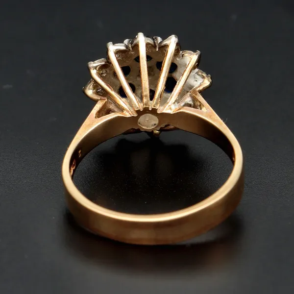 9ct Gold Sapphire and Diamond Ring