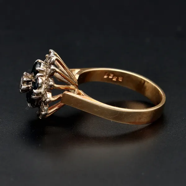 9ct Gold Sapphire and Diamond Ring