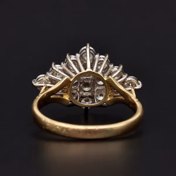 18ct Yellow Gold & Diamond Cluster Ring