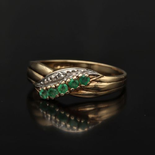 Gold Emerald Diamond Ring image-3