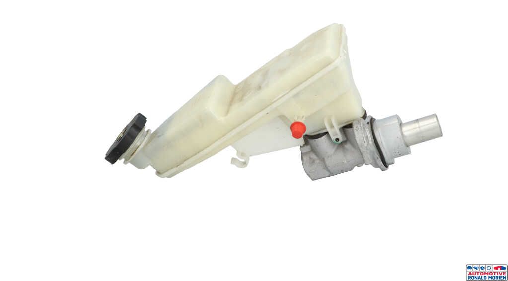 Used Master cylinder Opel Astra K 1.0 Turbo 12V Price € 59,00 Margin scheme offered by Automaterialen Ronald Morien B.V.