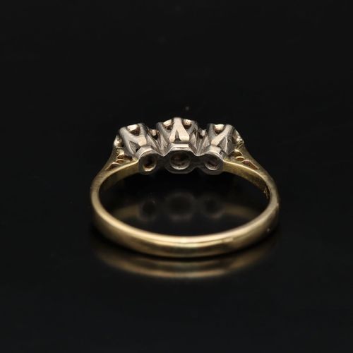 18ct Yellow Gold and Diamond Trilogy Ring image-5