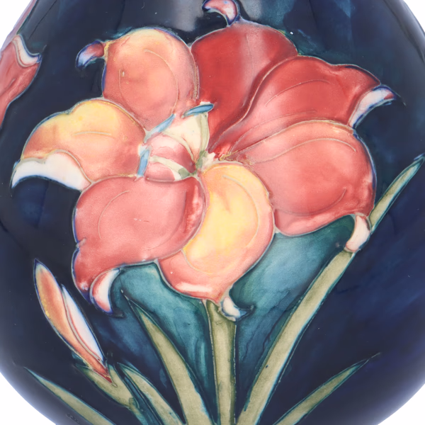 Moorcroft 1950 Clematis Pattern Vase