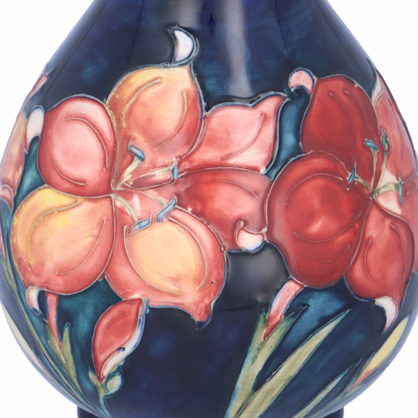 Moorcroft 1950 Clematis Pattern Vase