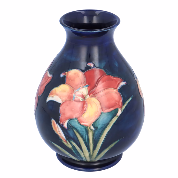 Moorcroft 1950 Clematis Pattern Vase