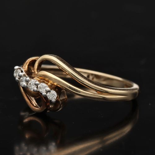 Unusual Gold Diamond Ring image-3