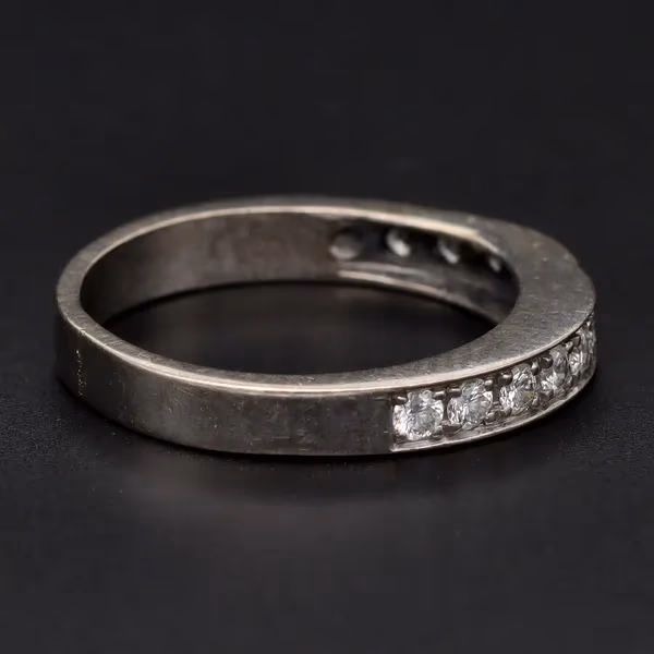18ct White Gold Eternity Ring