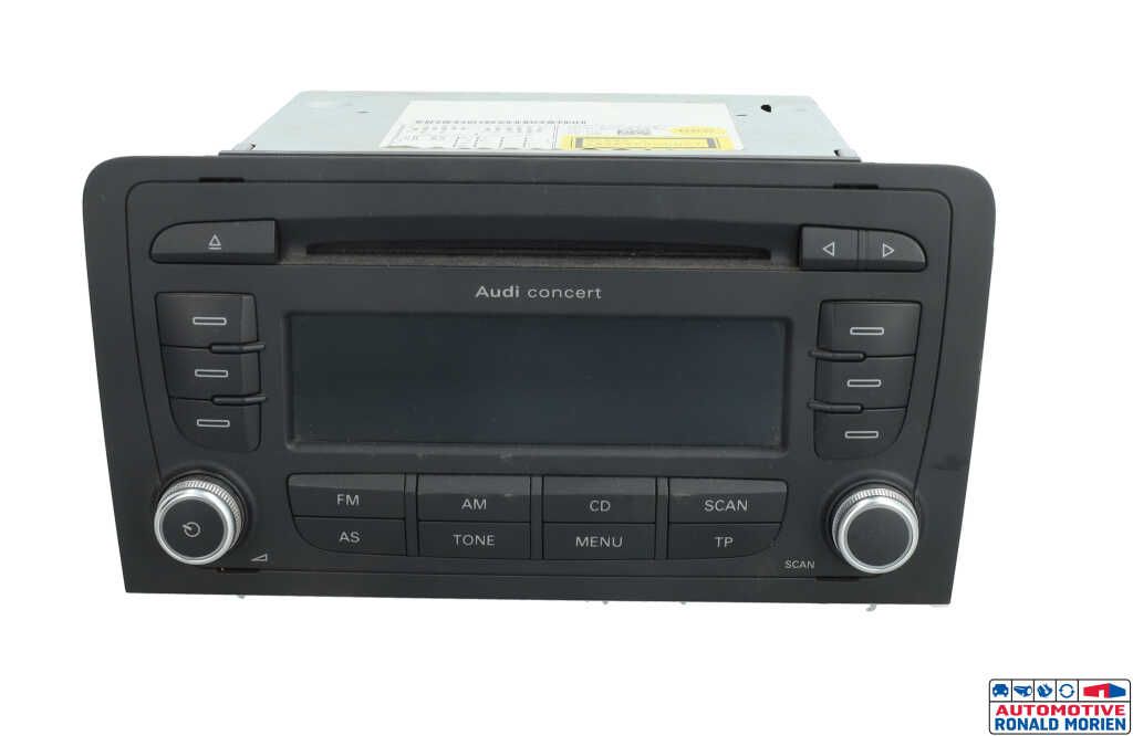 Gebrauchte Radio CD Spieler Audi A3 (8P1) 1.9 TDI Preis € 85,00 Margenregelung angeboten von Automaterialen Ronald Morien B.V.
