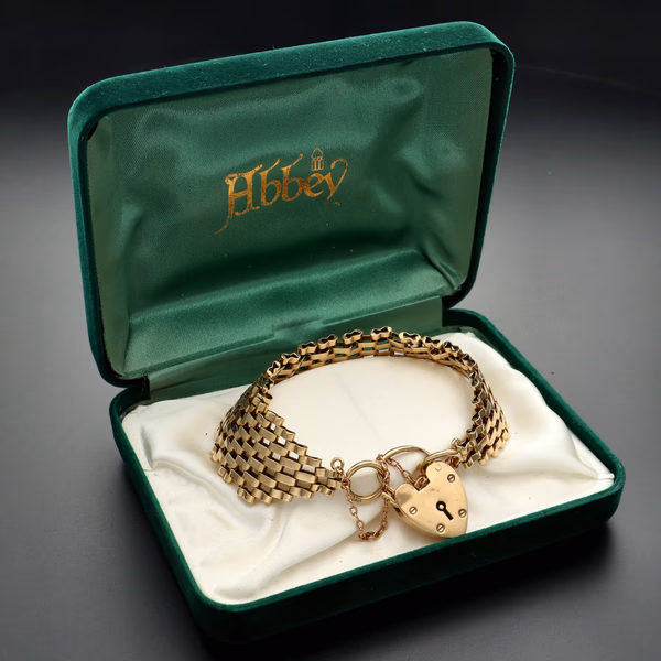 9ct Gold Gate Bracelet