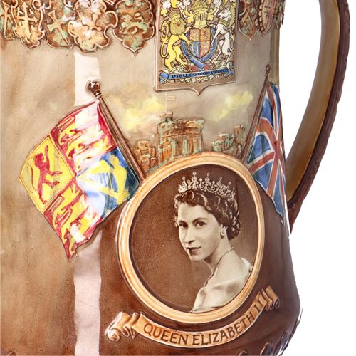 Royal Doulton Queen Elizabeth II Coronation Loving Cup image-2