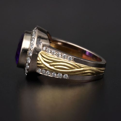 18ct Gold Amethyst and Diamond Ring image-3