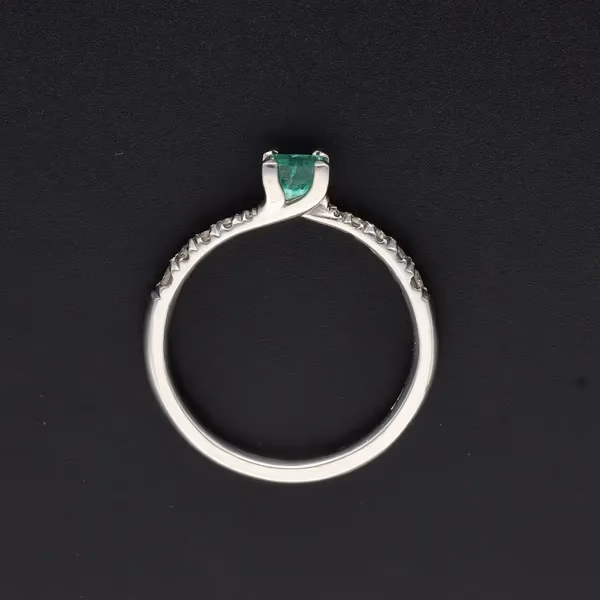 Gold Emerald Diamond Ring