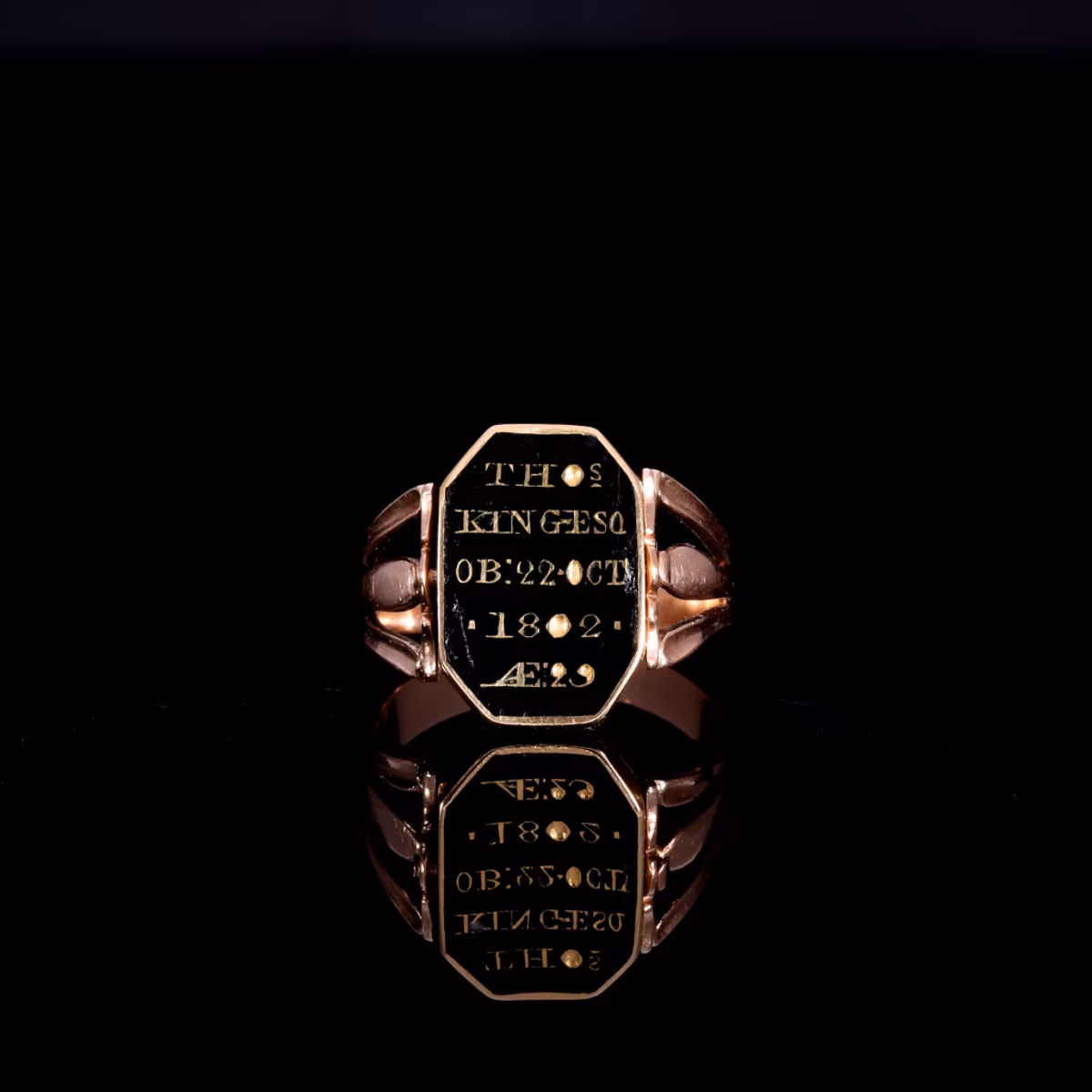 360° view of The Antique Georgian 1802 Swivel Brunette Hairwork Enamel Mourning Ring