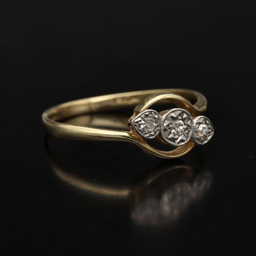 18ct Gold and Platinum Diamond Ring image-1