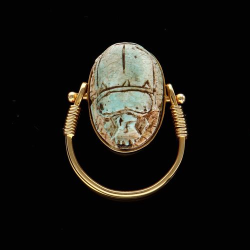 Antique 15ct Gold Swivel Scarab Ring image-4
