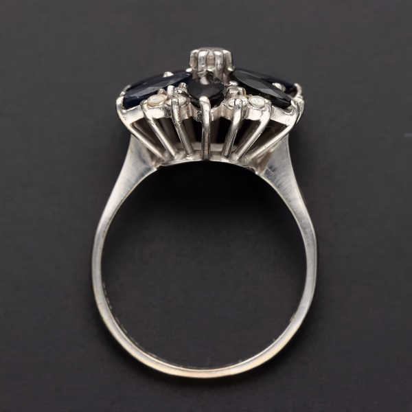 18ct White Gold Sapphire and Diamond Ring