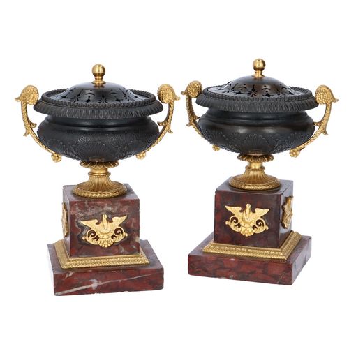 Pair of 19th Century Gilt Bronze French Urns image-1