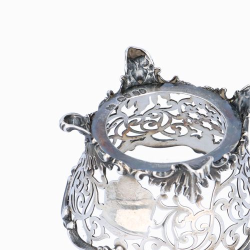 William IV Silver Pierced Basket image-6