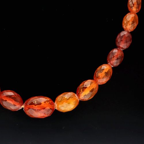 Amber Necklace image-4