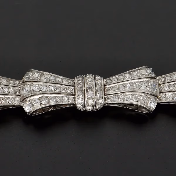 Bow-Shaped 3.00ct Diamond Brooch