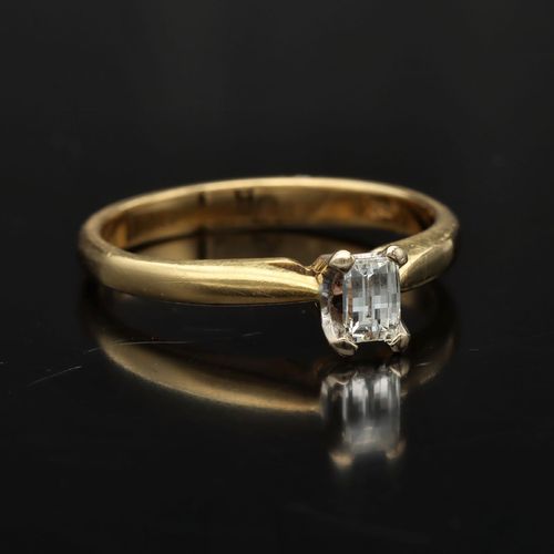 18ct Yellow Gold Diamond Solitaire Ring image-1