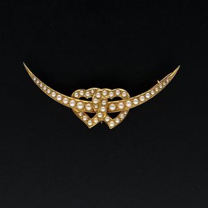 15ct Gold Pearl Brooch