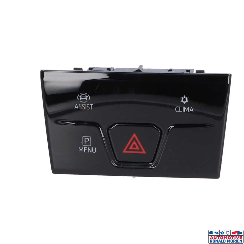 Used Panic lighting switch Volkswagen Golf VIII (CD1) 1.5 TSI BlueMotion 16V Price € 29,00 Inclusive VAT offered by Automaterialen Ronald Morien B.V.