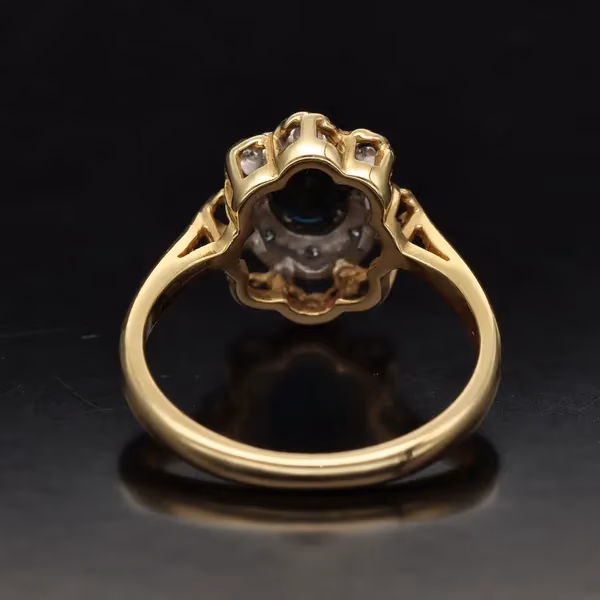 18ct Gold Sapphire Diamond Ring London 1971