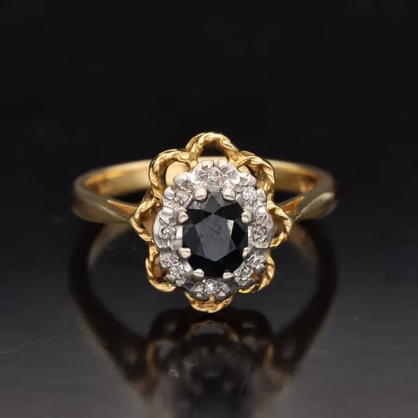 18ct Gold Sapphire Diamond Ring London 1971