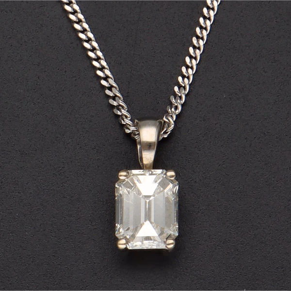 18ct White Gold 0.88ct Emerald-Cut Diamond Solitaire Pendant Necklace