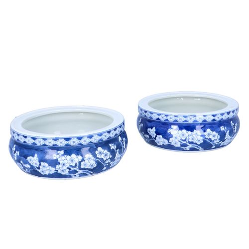 Pair of Chinese Blue and White Urn Stands image-2