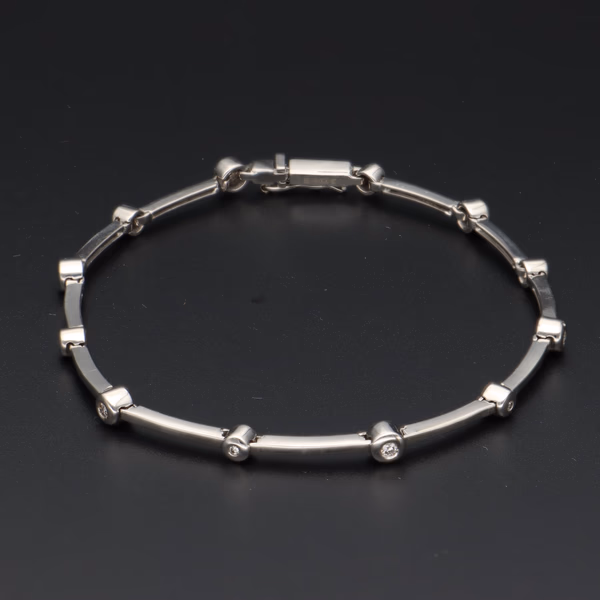 9ct White Gold and Diamond Bracelet