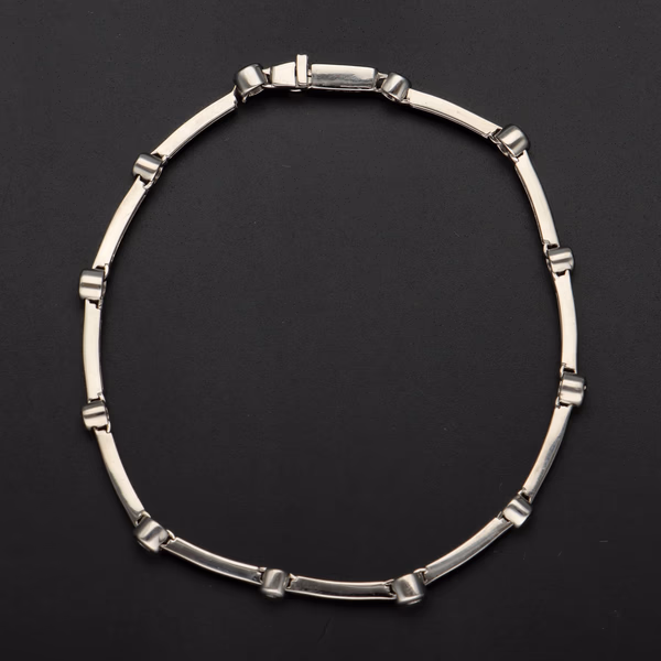 9ct White Gold and Diamond Bracelet