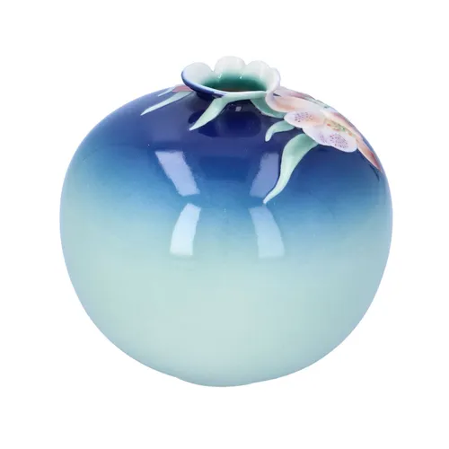 Franz Porcelain Lily Vase Antique Ceramics Hemswell Antique Centres