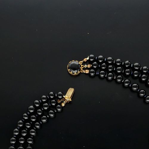 Rare Vintage Black Beaded Necklace image-6