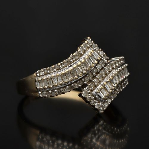 Gold 0.5ct Diamond Diamond Ring. image-1
