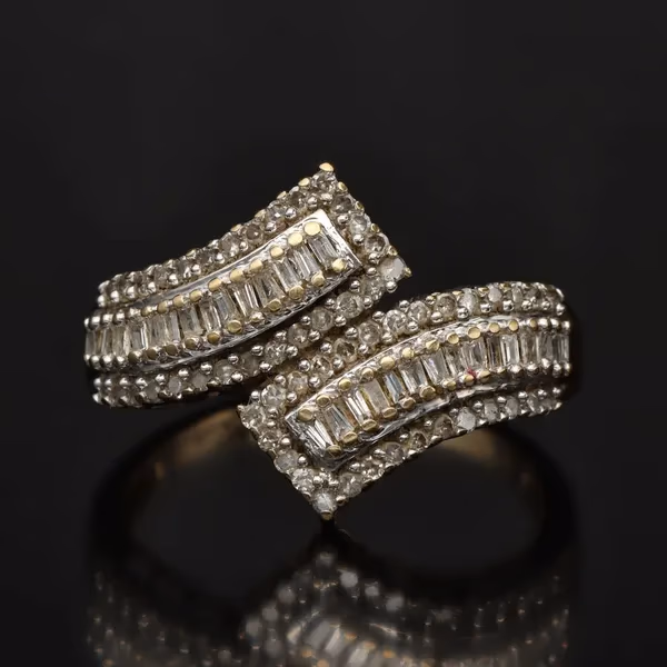 Gold 0.5ct Diamond Diamond Ring.