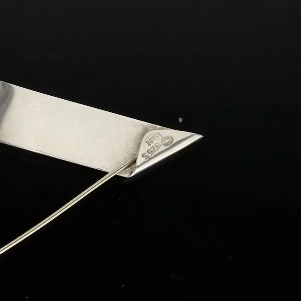 Very Rare Modernist Silver Brooch by Gail Spence