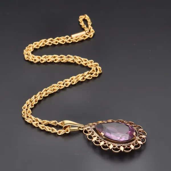 Edwardian 9ct Yellow Gold Rope Chain With Pear-Cut Amethyst Pendant