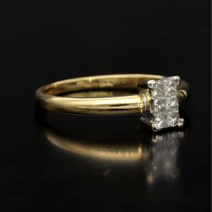 18ct Gold Diamond Panel Ring