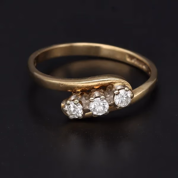 9ct Gold 0.30ct Gold Triple Diamond Ring