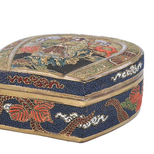 Japanese Tashio Satsuma Box image-3