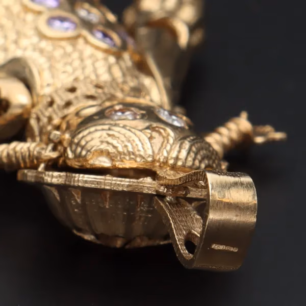 9ct Yellow Gold Rag Doll Pendant