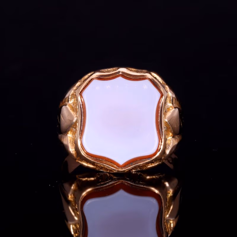 360° view of The Antique Victorian 1881 Carnelian Sheild Signet Ring
