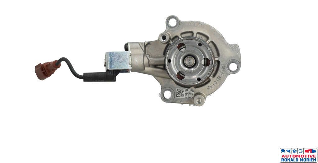 Used Water pump Audi A4 (B8) 2.0 TDI 16V Quattro Price € 85,00 Inclusive VAT offered by Automaterialen Ronald Morien B.V.